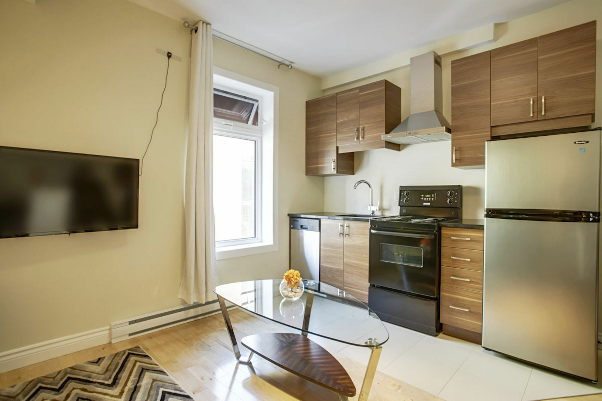 Central 1Br In The Village By Sonder Montreal Exterior photo